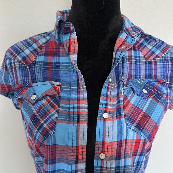 Levi’s shirt - Picture 3 of 7